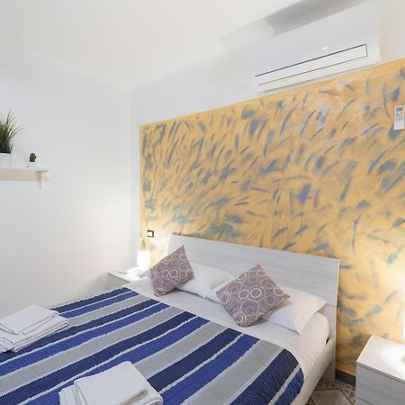 Willy'S Apartment Manarola Bagian luar foto