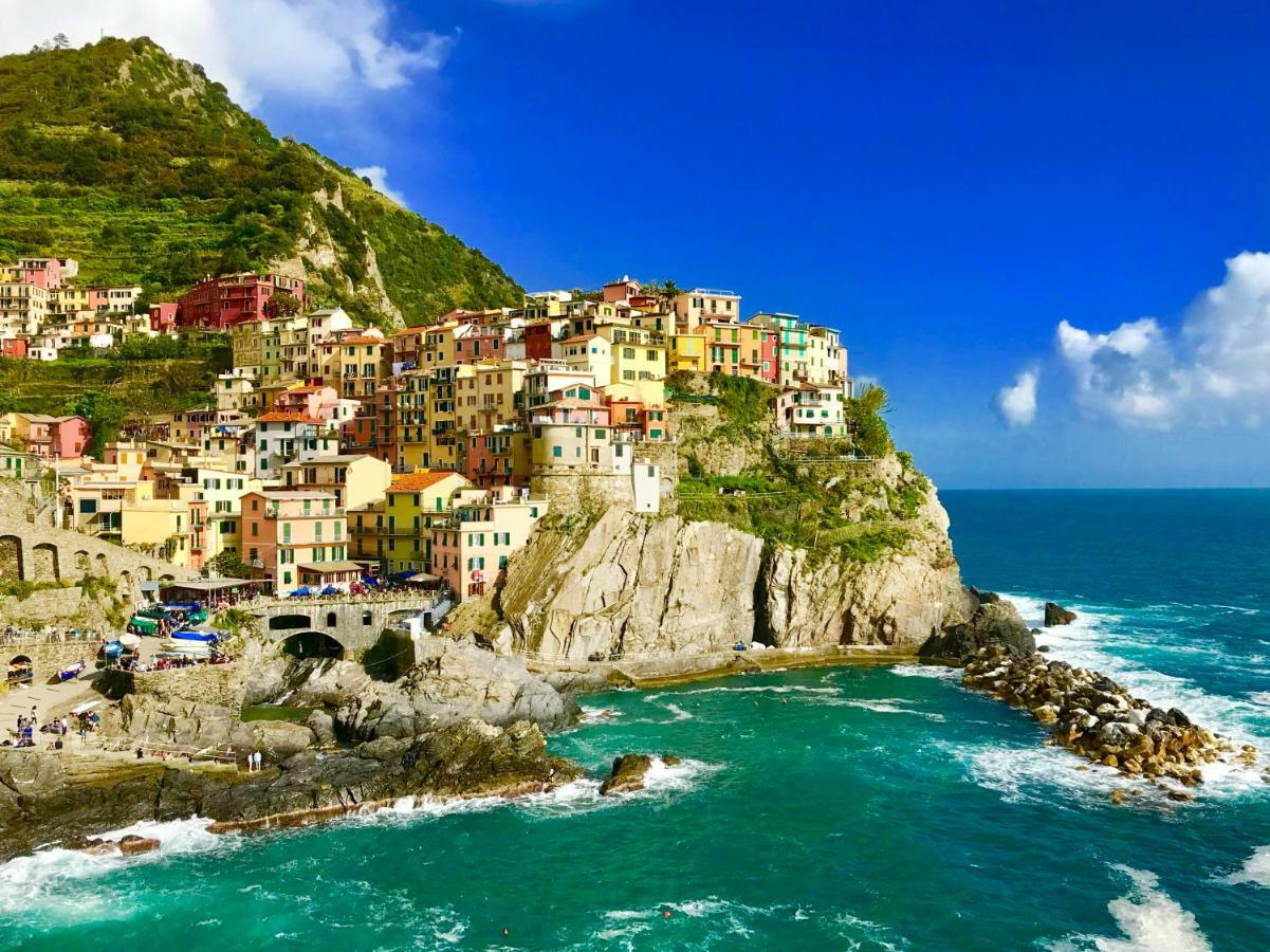 Willy'S Apartment Manarola Bagian luar foto